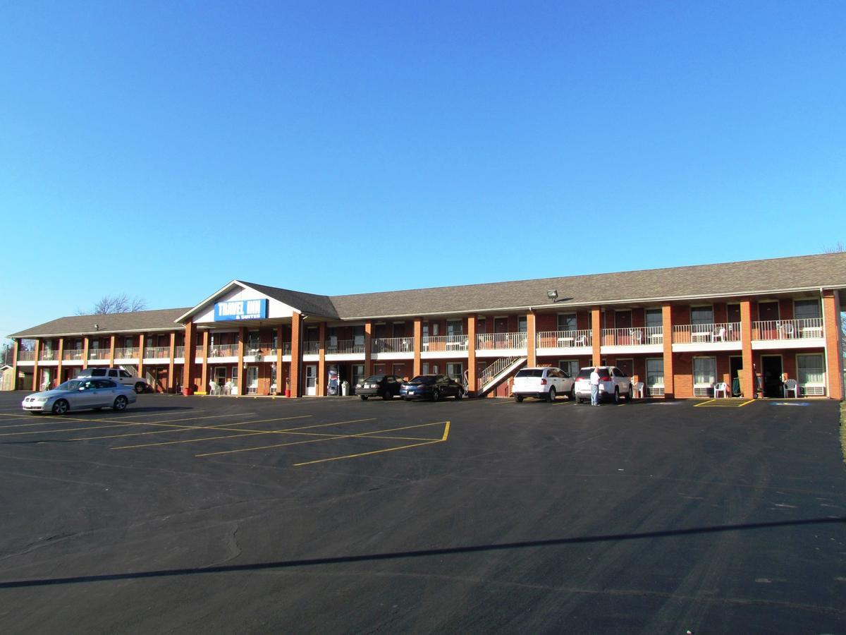 Travel Inn & Suites Frankfort Exteriör bild